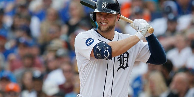 Austin Meadows #17 of the Detroit Tigers bats against the Toronto Blue Jays at Comerica Park on June 11, 2022, in Detroit, Michigan.