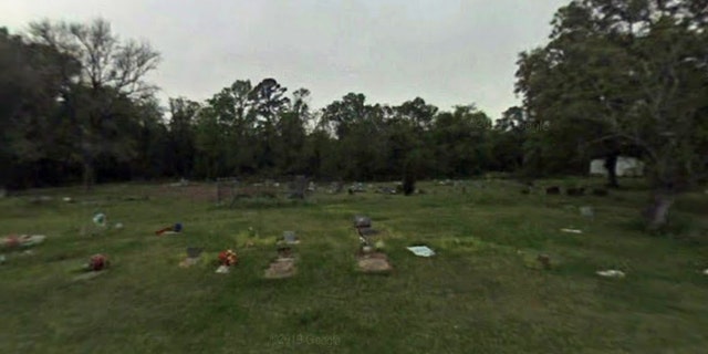 An image of Barrett Station Evergreen Cemetery in Crosby, Texas.