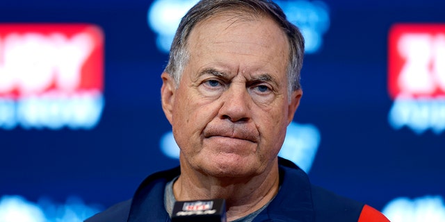 Bill Belichick Speaks Glowingly Of Aaron Rodgers Before Week 4 Game ...