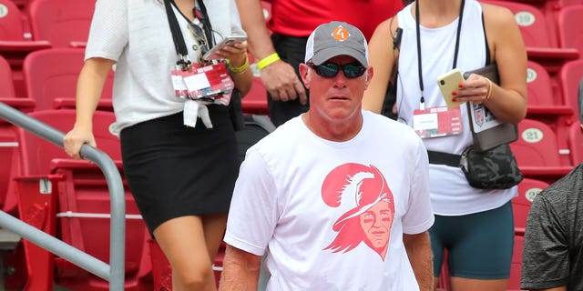 Pro Football Hall of Famer Brett Favre shows his support by wearing the Tom Brady version of the Bucco Bruce vintage Bucs t-shirt before the regular season game between the Carolina Panthers and the Tampa Bay Buccaneers on Sept. 20, 2020 at Raymond James Stadium in Tampa, Florida.