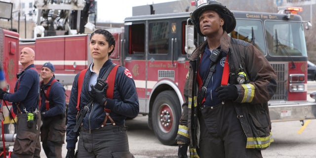 "Fuego de Chicago" Los actores estaban a salvo después de filmar cerca del set de producción el miércoles (en la foto de la temporada 10).