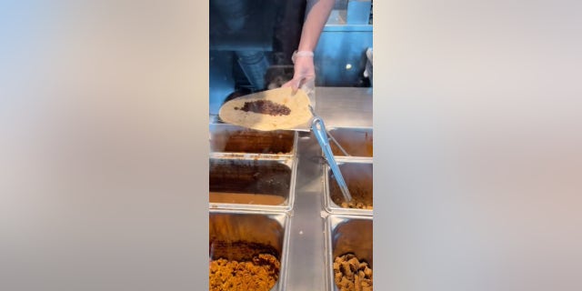 TikTok user Kelsey Lynch of Colorado recently revealed how she orders a burrito from Chipotle that costs just a little over $2.