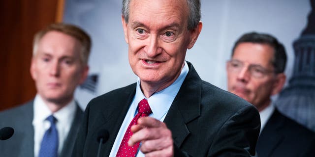 Sens. Mike Crapo speaks at a news conference in the U.S. Capitol on Aug. 3, 2022. (Tom Williams/CQ-Roll Call, Inc via Getty Images)