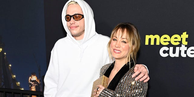 "Saturday night live" star Pete Davidson and "The flight attendant" actress Kaley Cuoco was seen sporting both smiles in New York City.