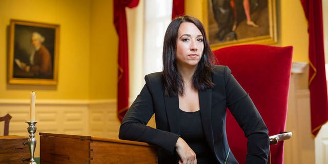 A fundadora da nova política, Emily Cherniack.