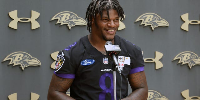 Ravens QB Lamar Jackson takes questions from the media