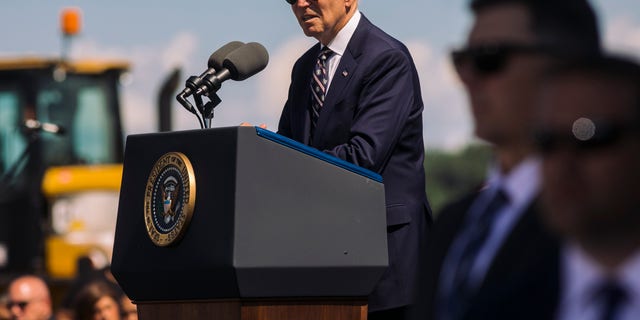 President Biden speaks during the groundbreaking for the new Intel semiconductor factory on September 9, 2022 in Johnstown, Ohio.  Using the CHIPS Act, Intel is beginning to move its chip and semiconductor production to the United States, where this is Phase 1 of the project.