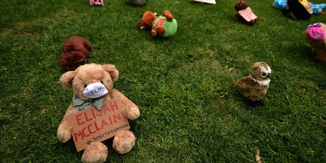 LOS ANGELES, CALIFORNIA - JUNE 28: A view of BEAR THE TRUTH Protest: A Pop-Up Art Curation of Teddy Bears for Children and Families in honor of #BlackLivesMatter at Los Angeles City Hall on June 28, 2020 in Los Angeles, California. (Photo by Chelsea Guglielmino/Getty Images)