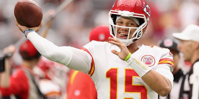 Patrick Mahomes of the Kansas City Chiefs practices before a Cardinals game on September 11, 2022 in Glendale, Arizona.