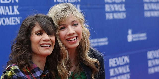 Jennette McCurdy detailed the horrific things her mother said to her in her book "I'm Glad My Mom Died" and shared them again on the "Red Table Talk" program.