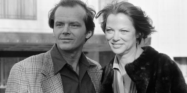 Jack Nicholson and Louise Fletcher pose for photographers outside The Dorchester Hotel to promote their new film 'One Flew Over the Cuckoo's Nest, 9th February 1976. 