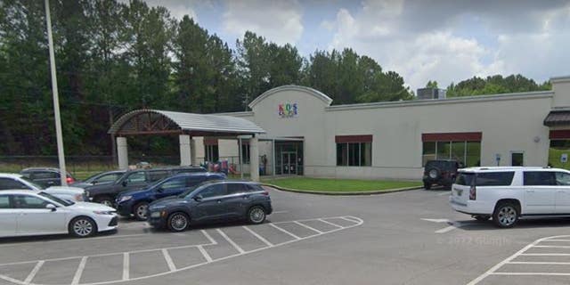 Police in east Alabama are investigating the hot car death of a toddler at the Kids Campus building in Oneonta.