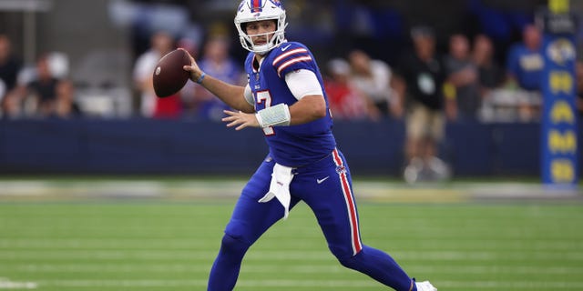 Buffalo Bills' #17 quarterback Josh Allen looks to pass during the first quarter of the NFL game against the Los Angeles Rams at SoFi Stadium on Sept. 8, 2022 in Inglewood, Calif. 