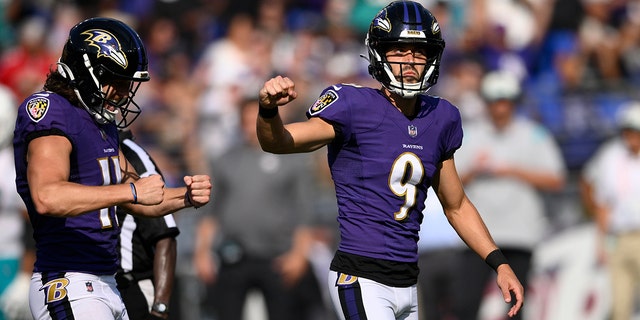 Baltimore Ravens placekicker Justin Tucker (9) celebrates his field goal during the second half against the Miami Dolphins in Baltimore on Sept. 18, 2022.