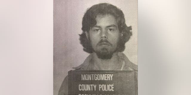 Larry David Smith in 1973 mugshot.