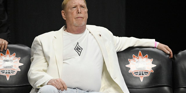 Las Vegas Aces owner Mark Davis watches the team warm up before Game 4 of the WNBA Finals against the Connecticut Sun in Uncasville, Connecticut on September 29. 18, 2022.
