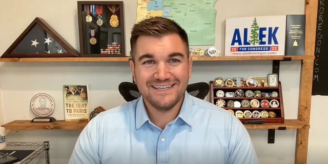 Republican Oregon congressional candidate and former U.S. soldier Alek Skarlatos speaks with Fox News' Brandon Gillespie about his campaign to represent Oregon's 4th District on Tuesday, Sept. 13, 2022.