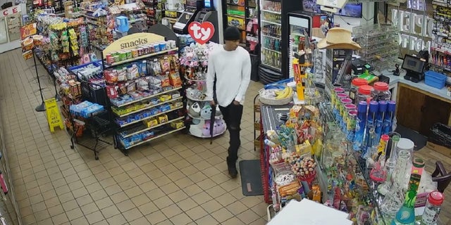 Rakim Stephen Tate, 32, claimed to be from Chicago when he was caught on video allegedly trying robbing a Florida convenience store with a shotgun by his side.