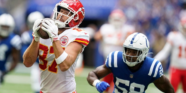 Kansas City Chiefs tight end Travis Kelce makes a catch against the Colts, Sept. 25, 2022, in Indianapolis.