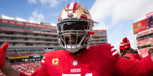 Trent Williams #71 de los San Francisco 49ers en la cancha antes del partido contra los Seattle Seahawks en el Levi's Stadium el 18 de septiembre de 2022 en Santa Clara, California.  Los 49ers vencieron a los Seahawks 27-7.