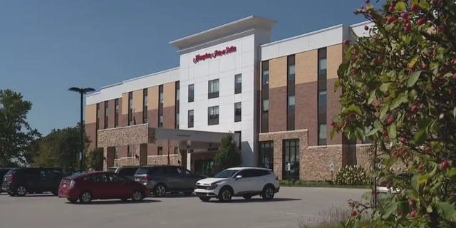 The migrants who were taken to Burr Ridge will stay at a Hampton Inn for at least 30 days.