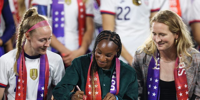 US National Football Signs Historic Equal Pay Agreement in Washington, D.C.