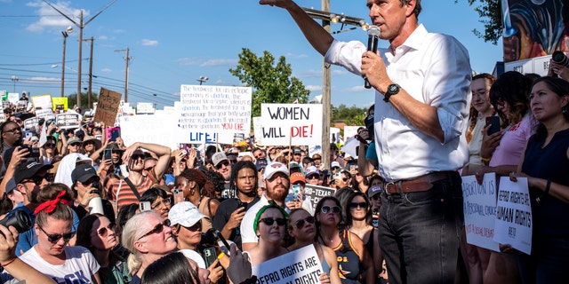 O'Rourke trails Abbott in the polls, but the Democrat's supporters tell Fox News they remain optimistic he can pull out a victory.