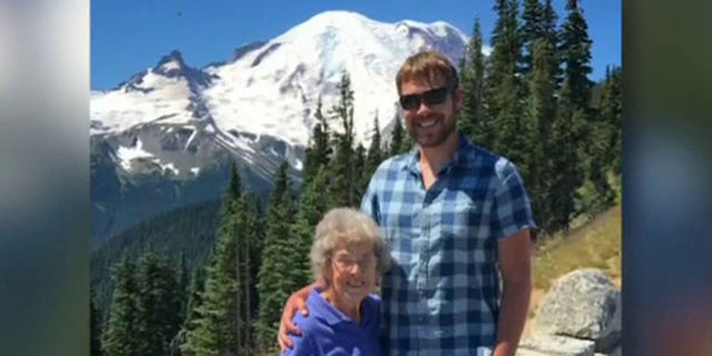 Ohio Grandson Takes 92 Year Old Grandmother To Visit Every Single National Park