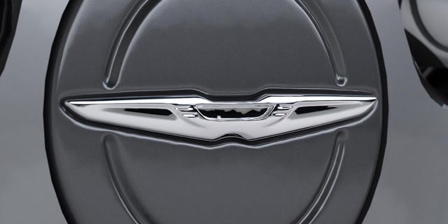 Thriller Chrysler efficiency automobile to be revealed on September 13