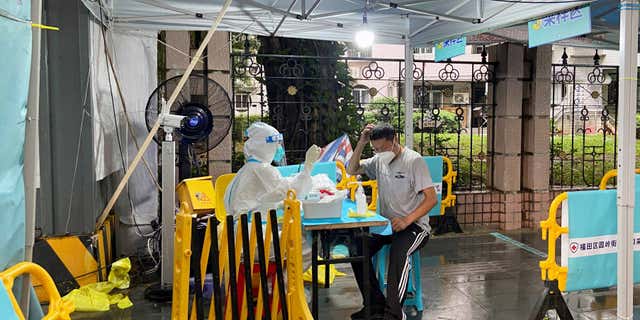 China’s Shenzhen begins reinstituting COVID restrictions as cases spike China’s Shenzhen begins reinstituting COVID restrictions as cases spike