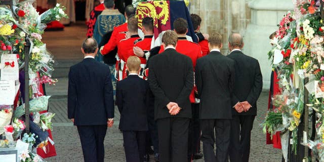 Prince Charles, Prince Harry, Earl Spencer, Prince William and the Duke of Edinburgh (L to R) walked into Westminster Abbey for Diana's services in September 1997.