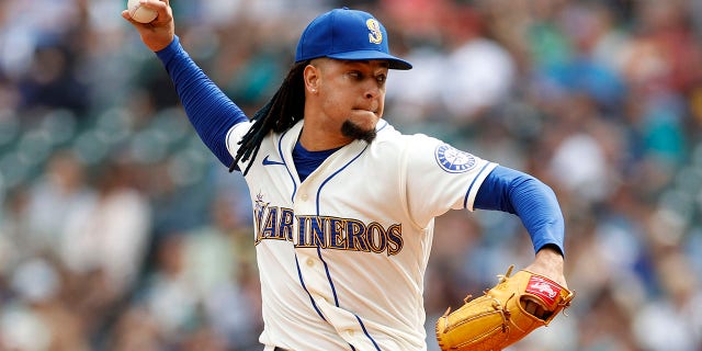 Luis Castillo #21 of the Seattle Mariners pitches against the San Diego Padres during the second inning at T-Mobile Park on Sept. 14, 2022 in Seattle, Washington.