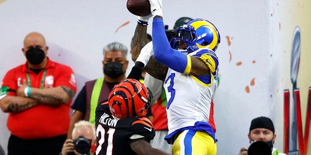Odell Beckham Jr. (3) of the Los Angeles Rams makes a catch over Mike Hilton (21) of the Cincinnati Bengals for a touchdown in the first quarter during Super Bowl LVI at SoFi Stadium Feb. 13, 2022, in Inglewood, Calid.