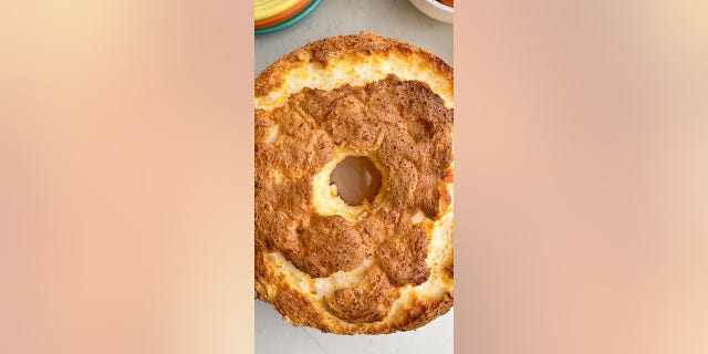 Orange angel food cake: Try this easy dessert recipe | Fox News