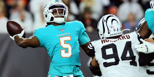 Quarterback Teddy Bridgewater, #5, of the Miami Dolphins, passes during the game against the Cincinnati Bengals at Paycor Stadium on September 29, 2022, in Cincinnati, Ohio.