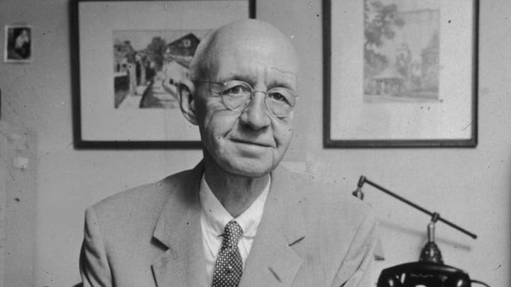 Meet the American who cooked up frozen foods: adventurer and innovator Clarence Birdseye Meet the American who cooked up frozen foods: adventurer and innovator Clarence Birdseye