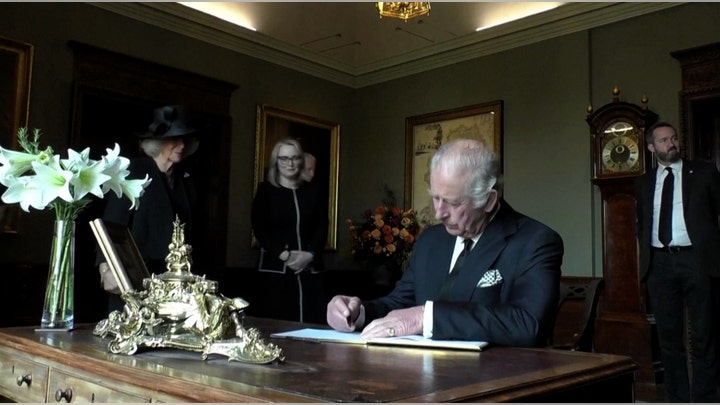 King Charles III frustrated for second time over a pen 