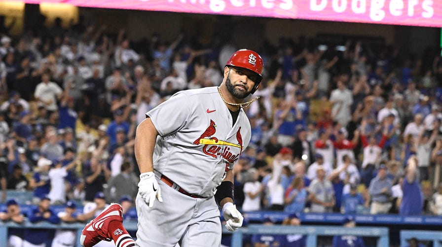 Cardinals' Albert Pujols becomes just fourth player to hit 700 home runs -  CBS News
