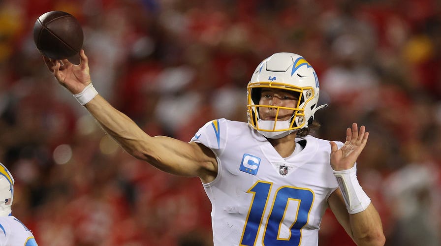 Justin Herbert glad to have focus back on football after reaching extension  with Chargers 