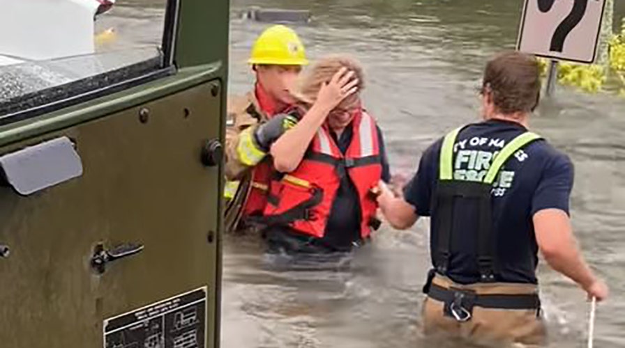 Hurricane Ian: Florida Firefighters, Good Samaritans Rescue Drivers ...