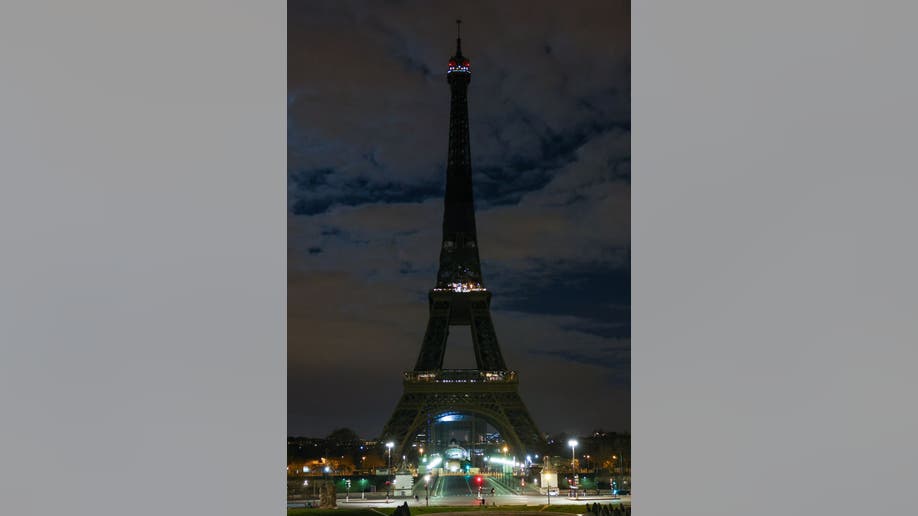 Eiffel Tower darkened