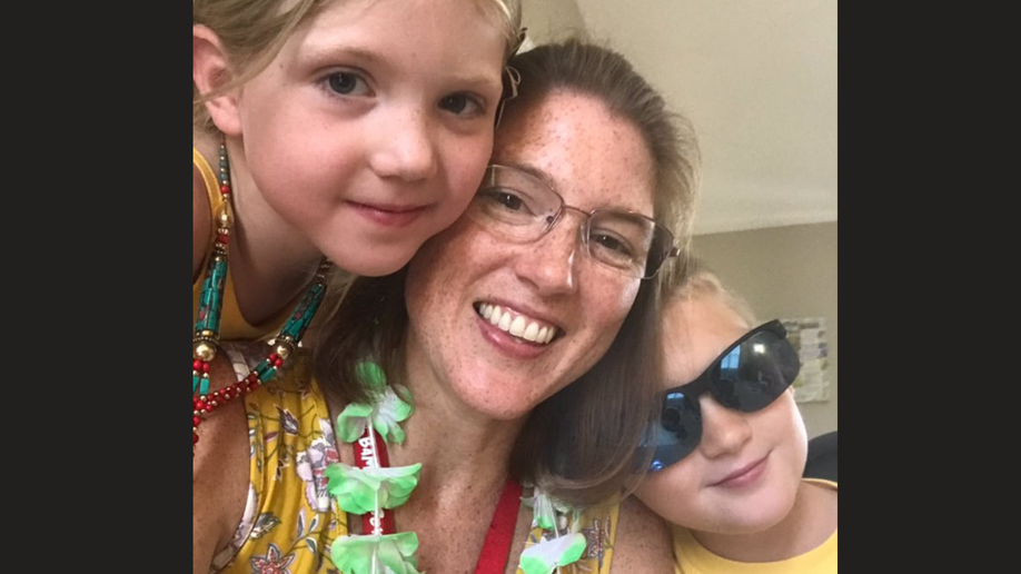 Laura and kids take selfie