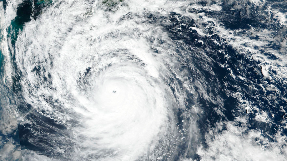 Typhoon Nanmadol, which is approaching southwest Japan