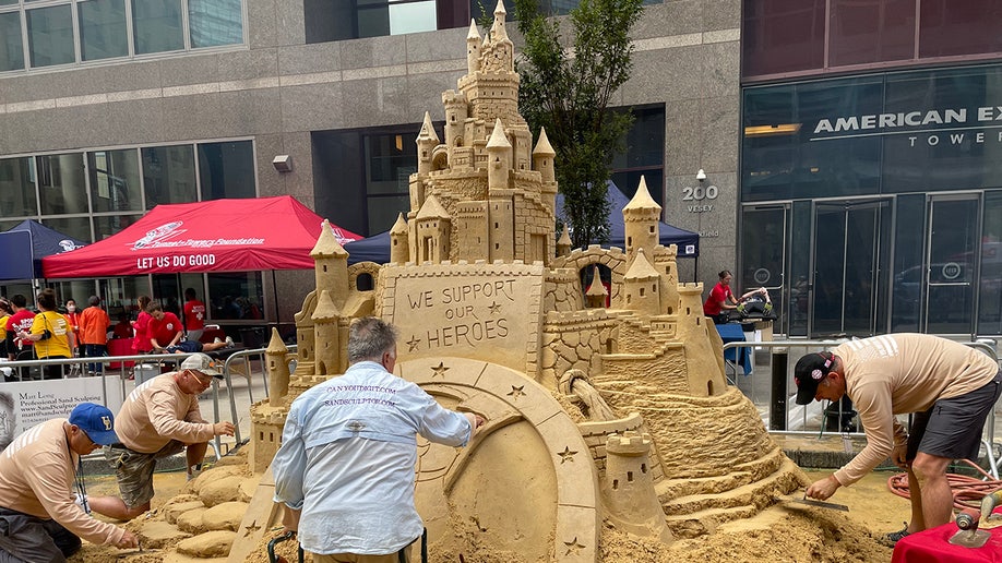 vesey street sand sculpture