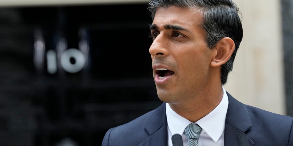 New UK Prime Minister Rishi Sunak acknowledges 'some mistakes were made' under Liz Truss - Vimarsana News