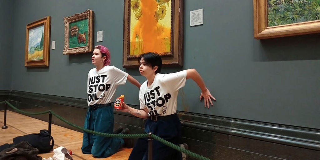 Anti-Oil-Protesters-Van-Gogh-Tomato-Sauc