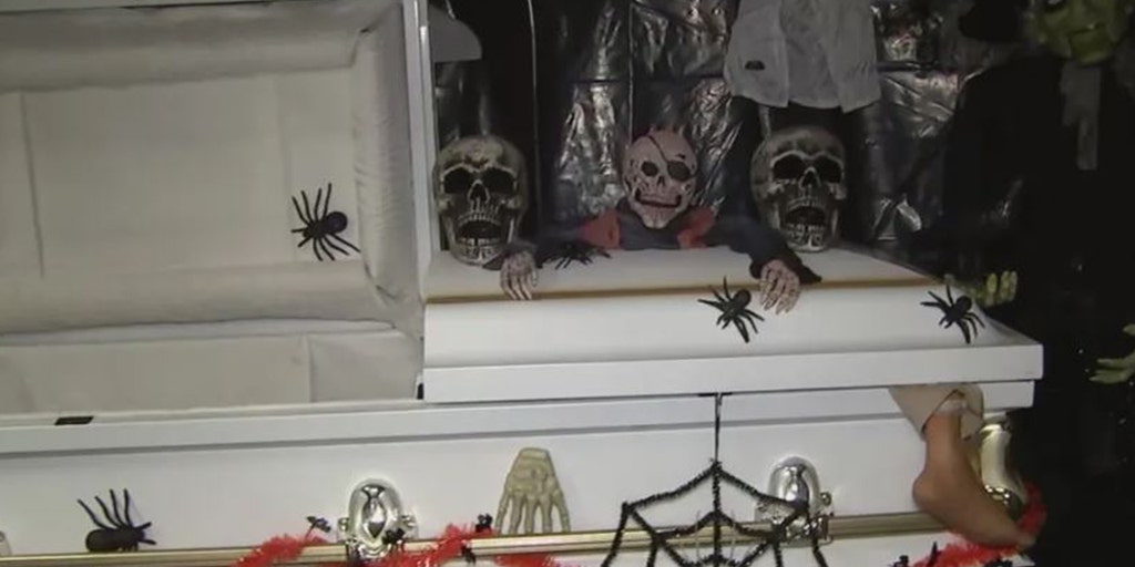 Maryland family orders prop casket for Halloween party, finds dead woman's belongings, including her ashes - Vimarsana News