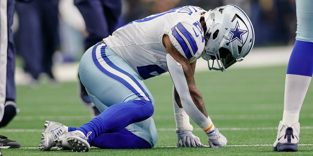 Cowboys news: Ezekiel Elliott could miss TNF nursing knee injury - Blogging  The Boys