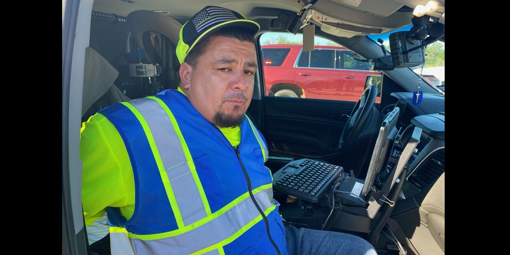 Texas man, 38, charged after officers find 84 illegal immigrants being smuggled in dump truck - Vimarsana News