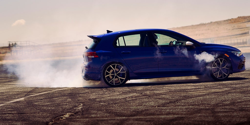 2022 VW Golf R Review: Confronting the Lies of My Youth
